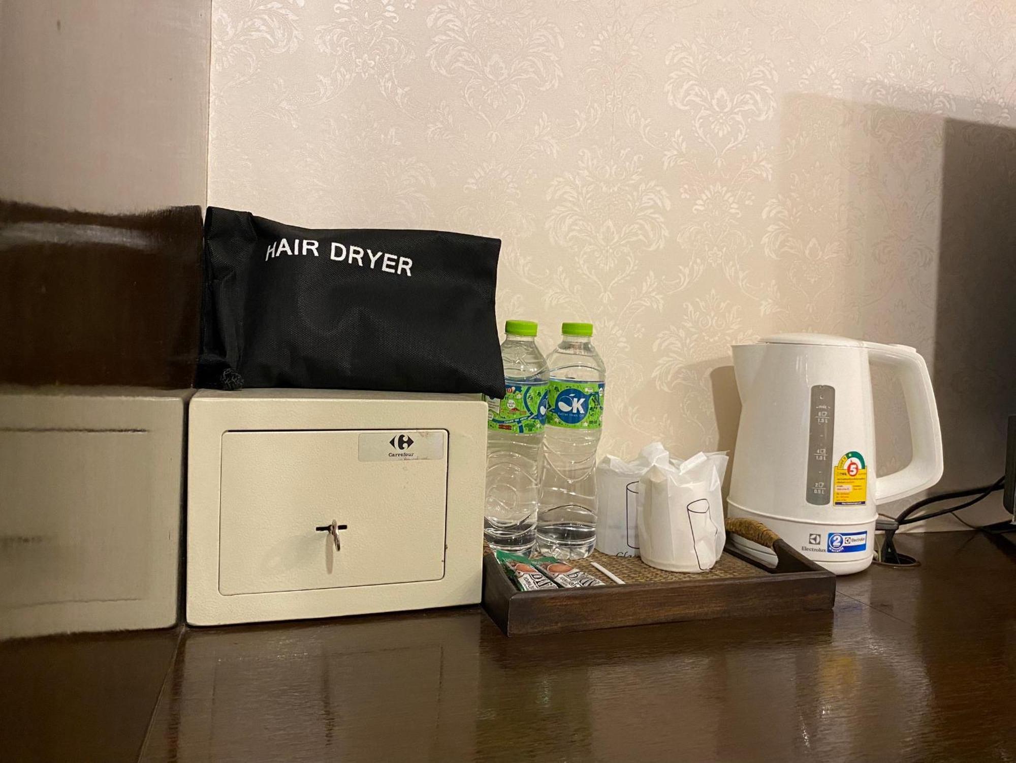 罗美纳大酒店 清邁 外观 照片